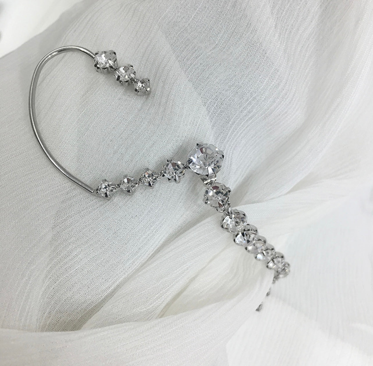 Rhinestone Curved Earring
